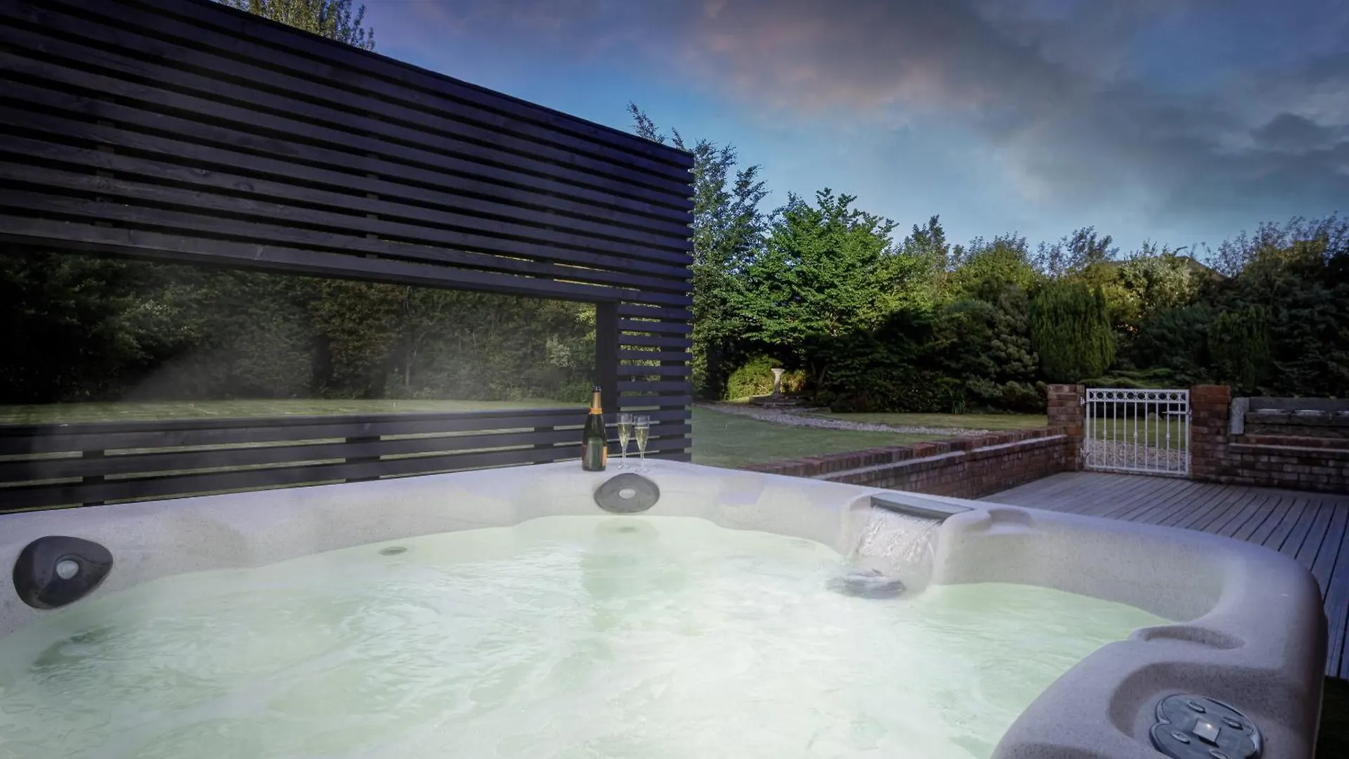 Spengarth House By Stamp Sa Villa Blackpool Holiday home